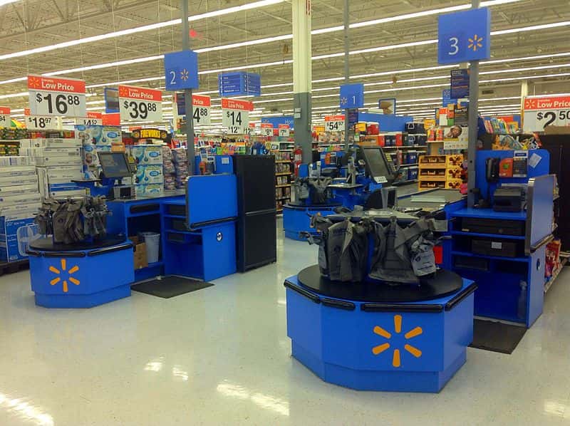 Walmart_Store_Cash_Registers_-_flickr14248336115_f2ef6b5b1e_o